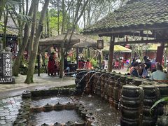 -土砂锅生态山庄·非遗砂锅雅鱼