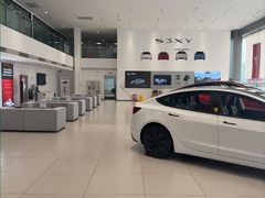 -TESLA 特斯拉(北京后沙峪特斯拉中心)