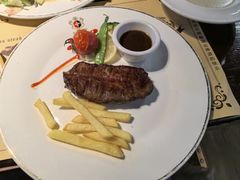 -马迭尔德式西餐精酿啤酒屋(中央大街店)