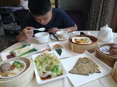 -方鼎食府粤菜酒楼•茶点•宴会