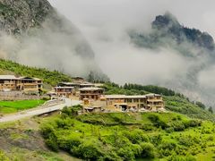 -莲宝叶则景区
