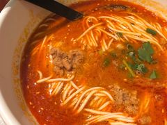 四川担担面-翡翠拉面小笼包(岭南新天地店)