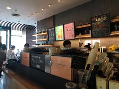 -星巴克臻选(济南万达店)