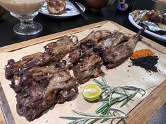 石头烤整根羊尾尖-蒙料·手把肉(望京店)