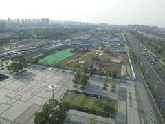 -苏州汇融广场假日酒店