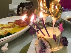 -上海滴水湖皇冠假日酒店