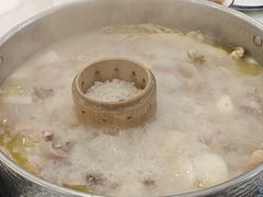 -朴小妹人参鸡汤火锅(长白山万达店)
