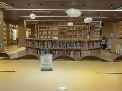 -漕河泾街道图书馆(漕河泾社区文化活动中心店)