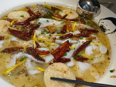 -江渔儿酸菜鱼·拔草餐厅(虎门君乐汇店)