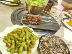 -沪上名羊天下•烤羊腿•东北烧烤•小龙虾(浦东直营总店)