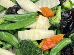 -品海楼·大连海胆锅贴馆(东港店)