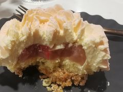 -潮一不贰·法式甜品·生日蛋糕·西式简餐(外滩店)