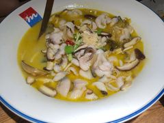 QQ酸汤鱼-蜜桃餐厅·伴山(湖滨商业街店)