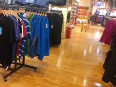 -52camp户外休闲房车装备(北三环路一段店)