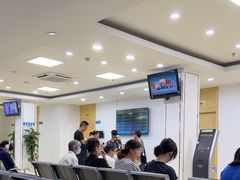 -上海和平眼科医院