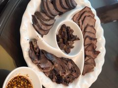 -老白肉馆(临江小区店)