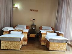 -耳语轻风专业采耳馆(古北花世界商业广场店)