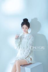 -onlygirl摄影美学馆高端定制(江滩店)