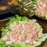 五一还去什么重庆，来青岛这家“戏精火锅店”