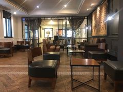 大堂-星巴克臻选(广州沙面店)