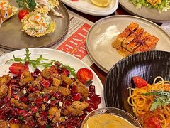 -mordew加州日记西餐&小酒馆(新天地店)