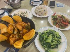 -鹤乡东北菜(崮山路店)