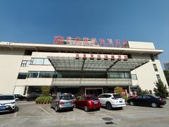 -东豪园林海鲜酒家(南港路辅路店)