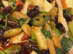 -瑞杰烧烤店·24小时营业(山东路店)