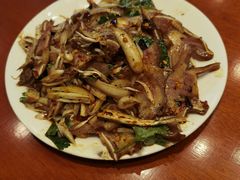 -郑件洋芋饭庄