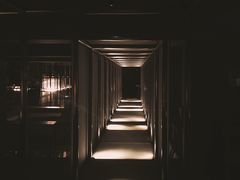 -穹六人间 people 6(岳阳路店)
