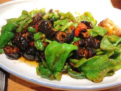 雷椒爆海参-小锅饭(欧亚卖场店)