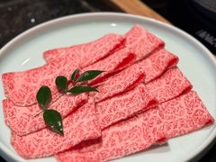 特选和牛上脑中腩-然锅料理