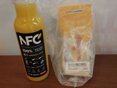 -全家便利店(年家浜路店)