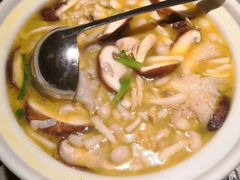 鸡汤锅香菌-缪氏川菜(深圳北站缤果空间店)