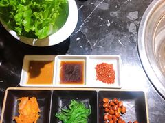 -鹤江桥·红油牛肉粉(SKP店)