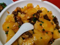 恩施小土豆焖牛腩-楚天美食坊(越秀先烈中路店)