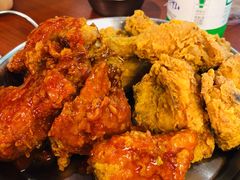 甜辣带骨炸鸡-BHC炸鸡(明洞总店)