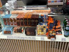 -VENCHI 闻绮(上海佛罗伦萨小镇店)