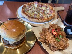 烤香肠披萨-魏斯理汉堡(西安沣东吾悦店)