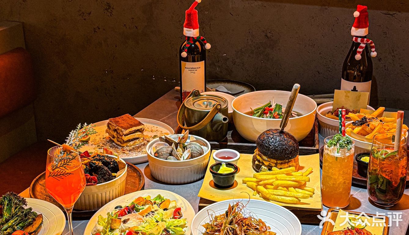 这一餐好浪漫🎄开始内卷圣诞节氛围啦~