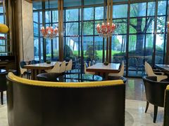 -上海虹桥西郊假日酒店