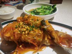 -老莞家私房菜-超级鱼头佛跳墙