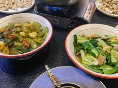 -丁里羊肉小镇(天鹅湖总店)