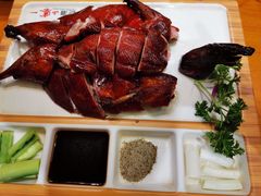 宜良脆皮小刀鸭-老滇山寨•云南特色菜•地方菜•民族风情歌舞表演(金碧店)