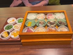 -良米山·云南野生菌过桥米线(上海首店)