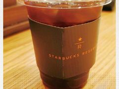 -星巴克臻选(杭州嘉里中心1F店)