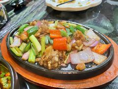 -大富蚝乌东哥饭店·石锅鱼杂·柠檬鸭(革新路店)
