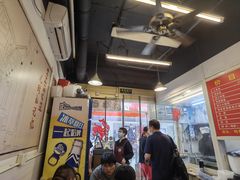 大堂-九斤黄三黄鸡专卖店