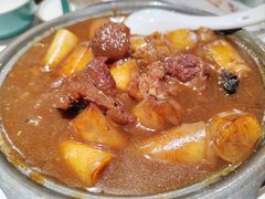 牛腩煲仔粉-喜势点·糖沙翁手工茶点·本地人茶居(永庆坊店)