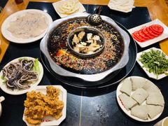 -锅首鲜品火锅(鸳鸯店)